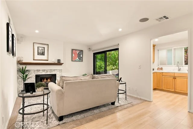 6716 Clybourn #238 photo 4