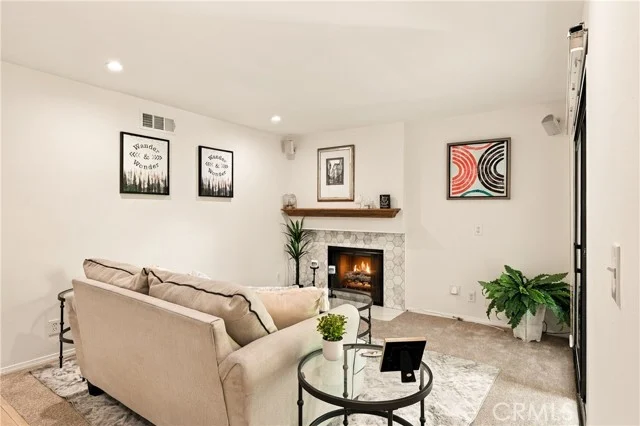 6716 Clybourn #238 photo 5