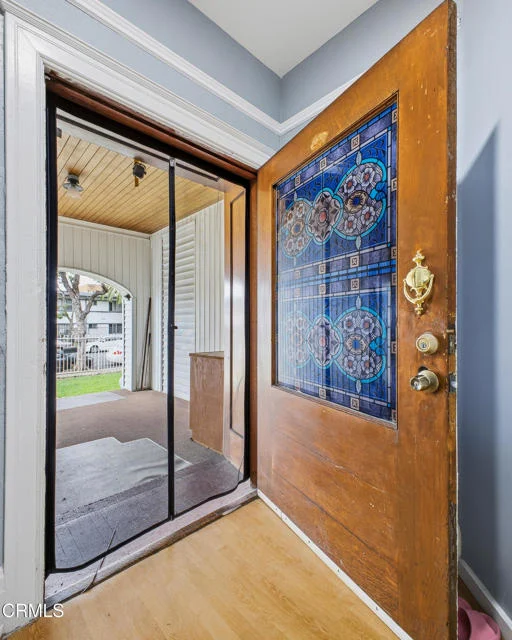 1032 S Westlake Avenue photo 3