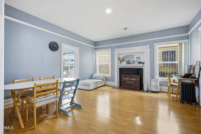 1032 S Westlake Avenue photo 4