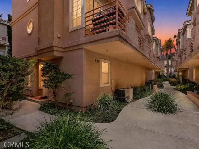 14053 Lemoli, Hawthorne