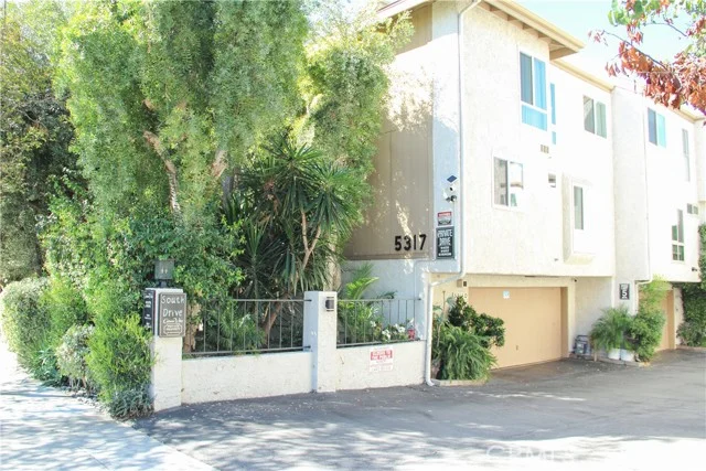 5317 Coldwater Canyon Avenue #D, Sherman Oaks