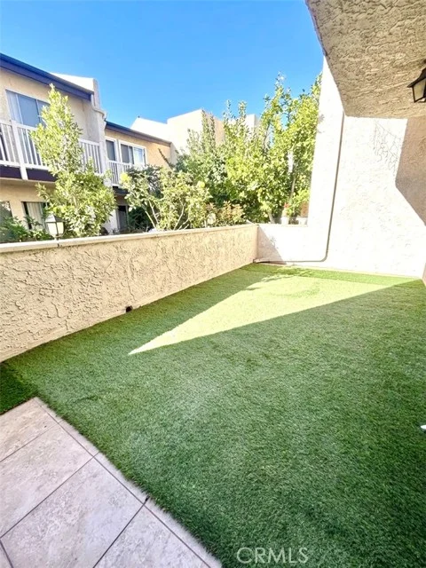 5317 Coldwater Canyon Avenue #D photo 3