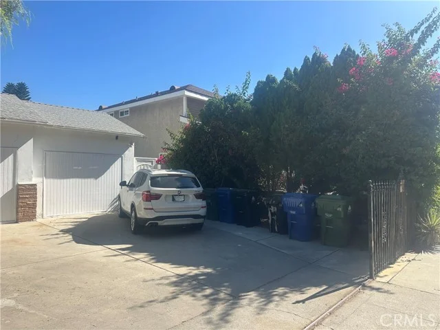 20957 Community photo 4