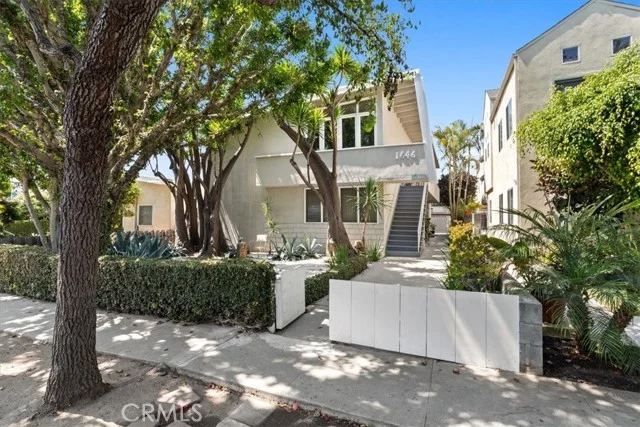1646 Berkeley photo 4