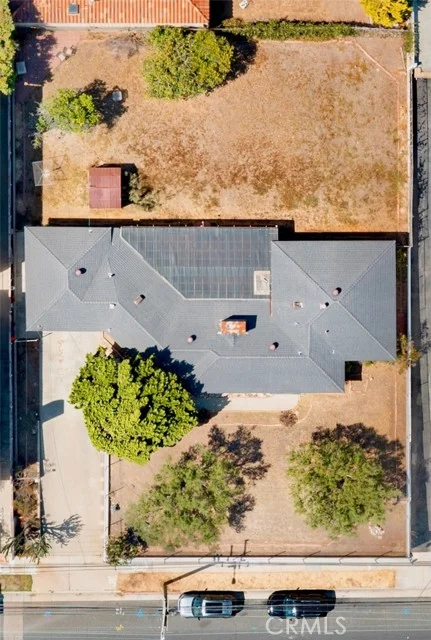 1633 Artesia photo 4