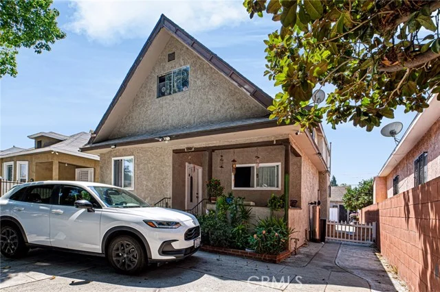 1208 E 34th Street Los Angeles CA photo 4