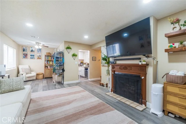628 Daisy Avenue #225 photo 4