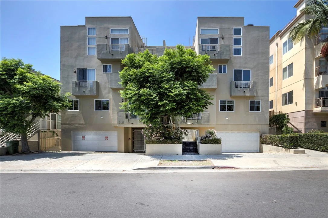 2125 S Bentley Ave #101, Los Angeles