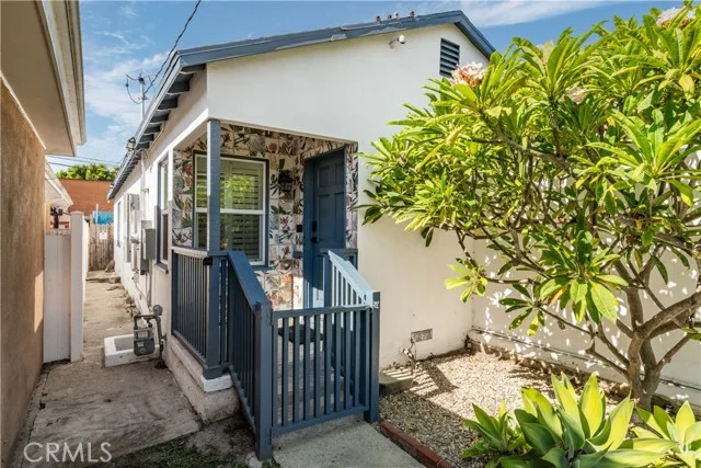 12247 Cedar Avenue photo 4