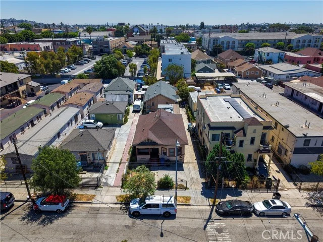 400 N St Louis, Los Angeles