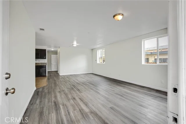 149 W Colden Avenue photo 5