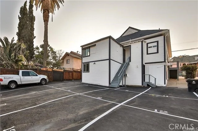 210 Belmont Avenue photo 2