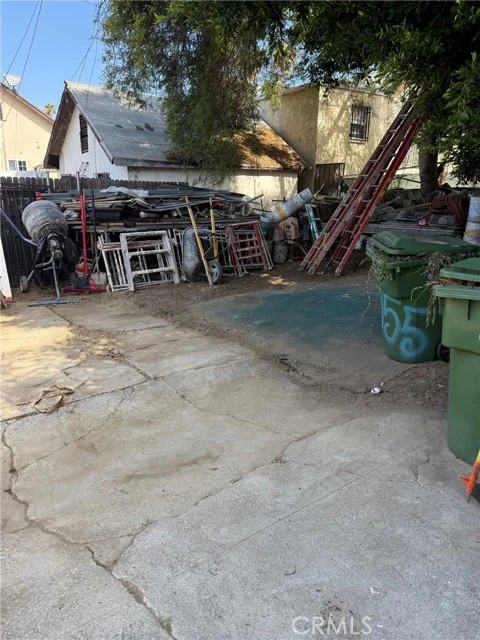 1055 N Stone Street photo 4