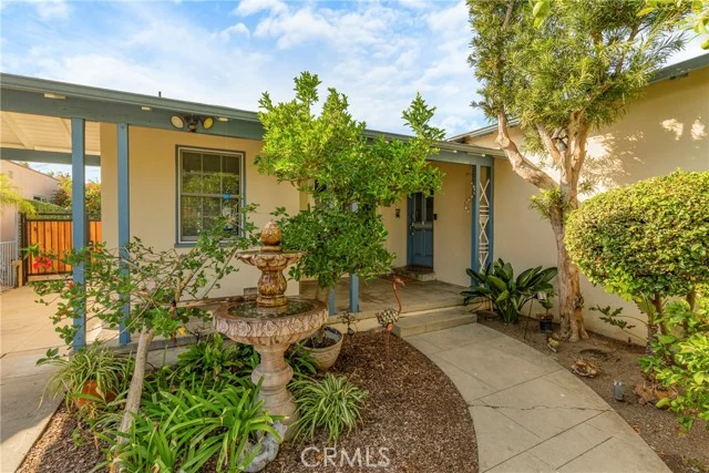 1733 S Corning photo 5