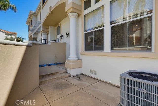 1516 Cravens #13 photo 3