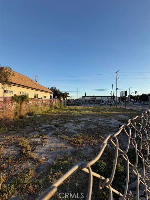 4366 Compton Ave photo 2