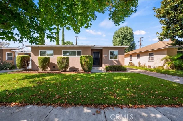 5835 E Adderley Drive photo 2