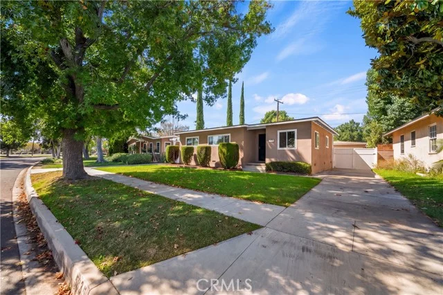 5835 E Adderley Drive photo 3