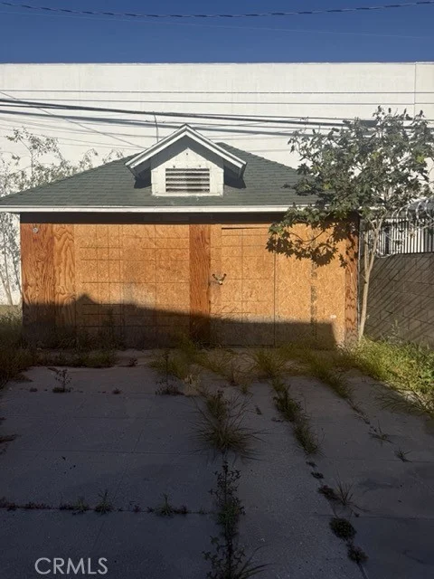 138 N Manhattan photo 3