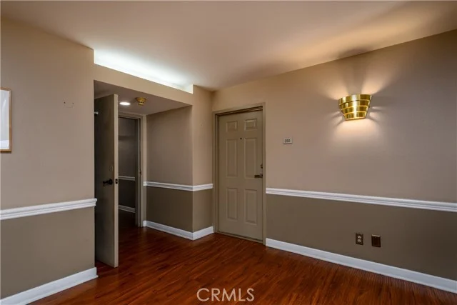 35 Linden #202 photo 2
