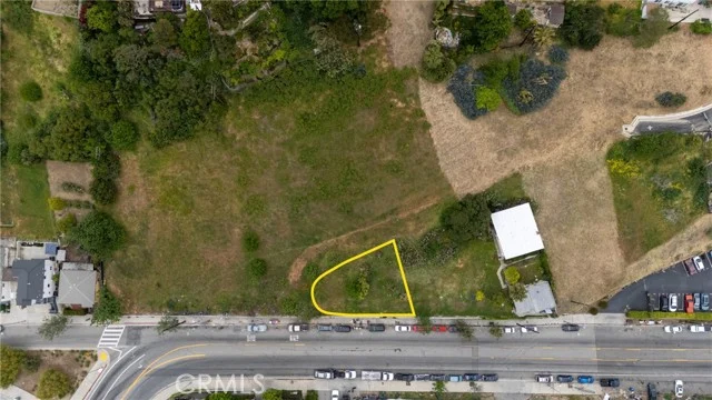 2 Marianna Ave photo 3