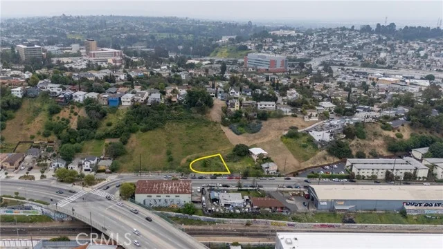 2 Marianna Ave photo 5
