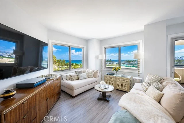 525 E Seaside Way #508, Long Beach