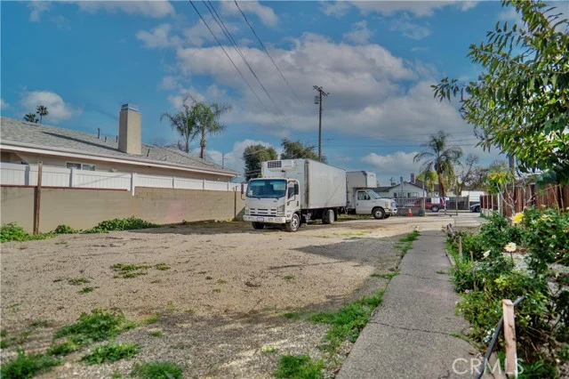 14841 Archwood photo 2