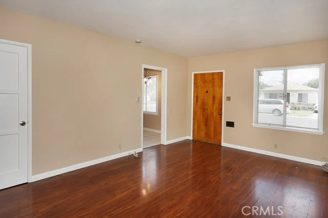 6449 Lemon Avenue photo 5