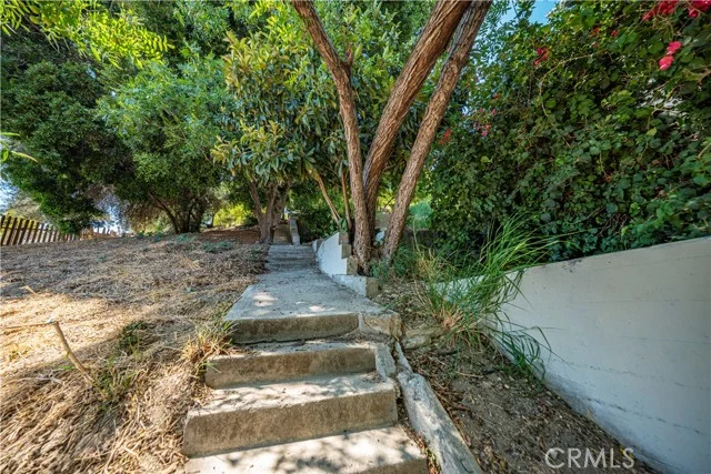 3317 Sierra Street photo 2