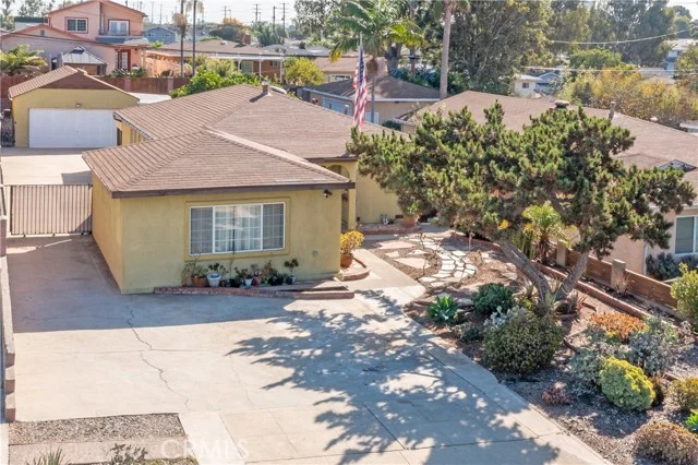 21138 La Salle Avenue photo 3
