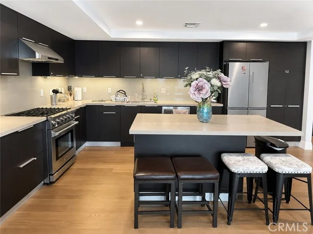 2939 Leeward Ave #615 photo 5