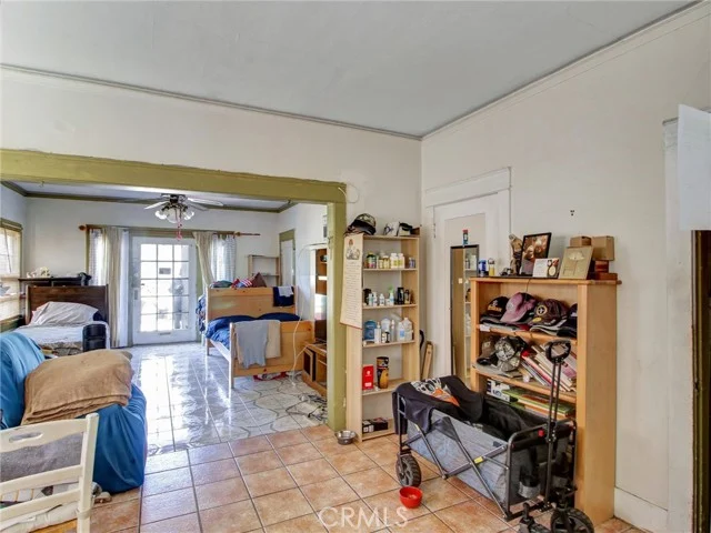 3830 S Figueroa Street photo 4