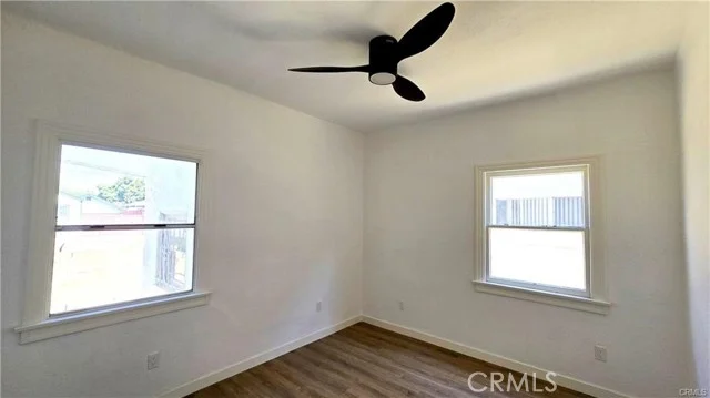 973 N Park photo 3