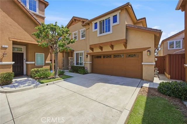 3677 W Chapman photo 4