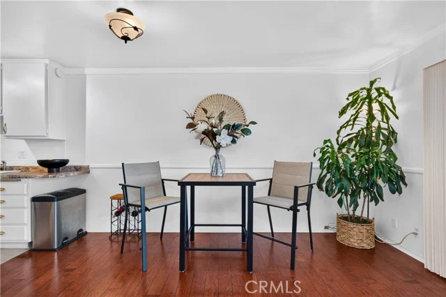 1061 Park Avenue #306 photo 5