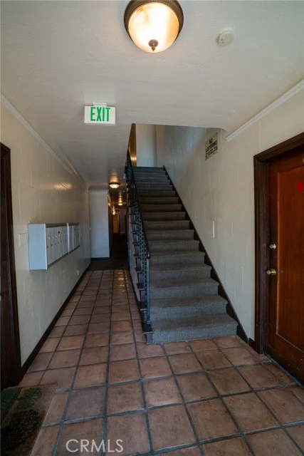 2059 Cedar Avenue photo 3