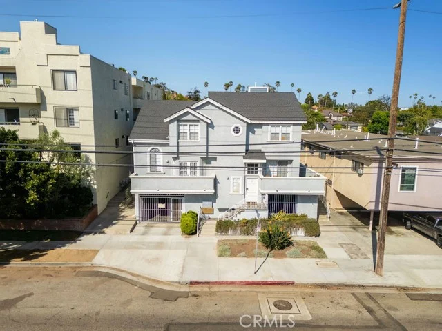3552 S Centinela Avenue photo 2