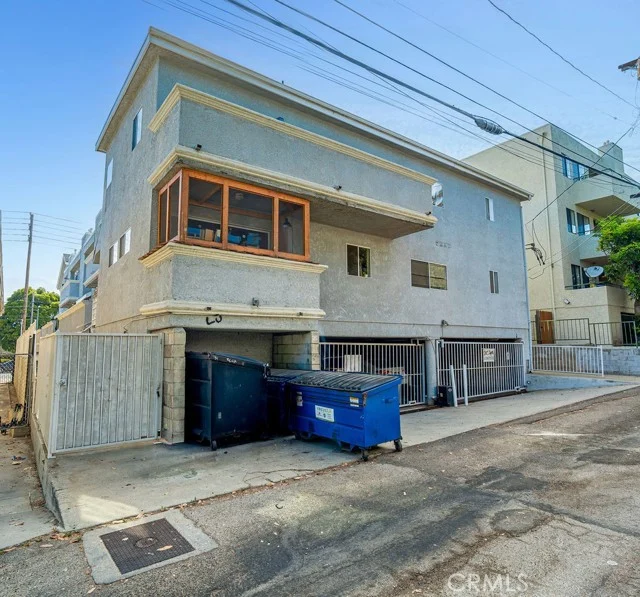 3552 S Centinela Avenue photo 5