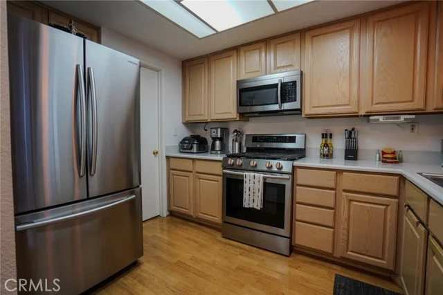 15735 Nordhoff #26 photo 3