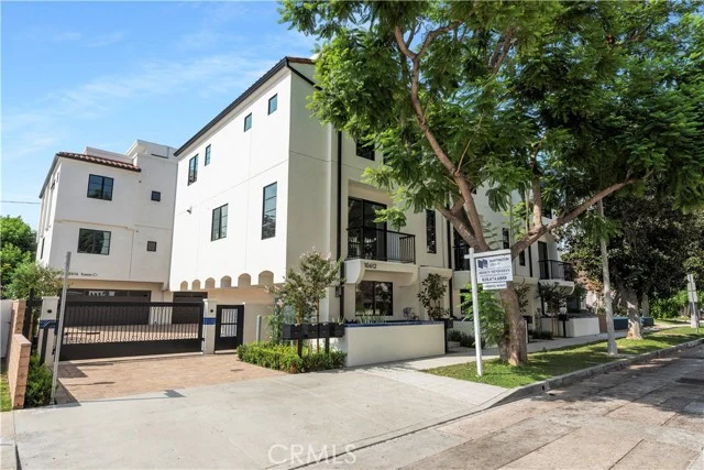 10612 Bloomfield Street photo 2