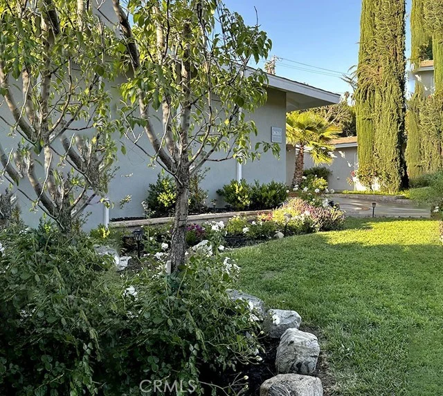 26261 Veva Way photo 2