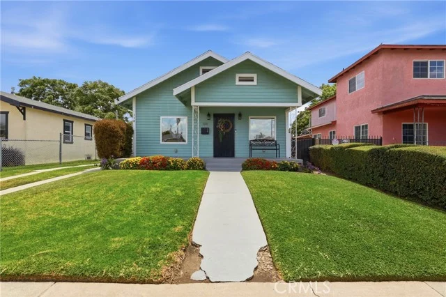 118 W 84th Place, Los Angeles