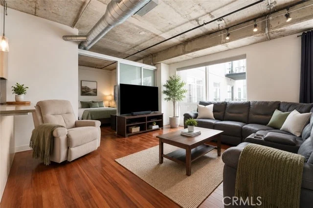 645 W 9th Street #314 photo 3