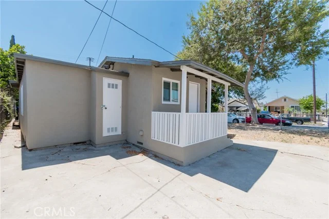 3577 Siskiyou photo 5