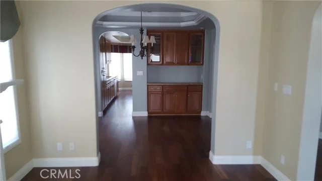 287 La Verne photo 5