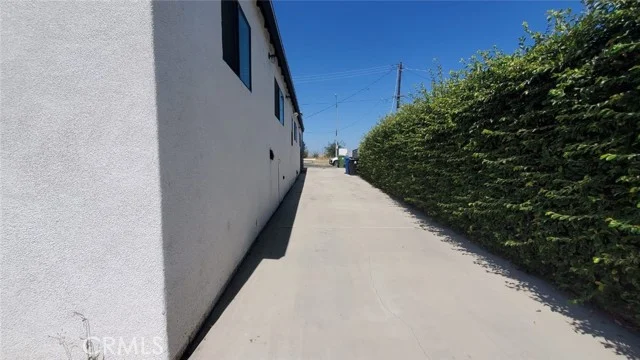 606 Fairview photo 2