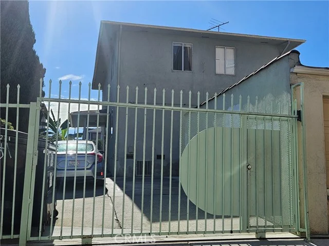 221 S Bonnie Brae photo 2