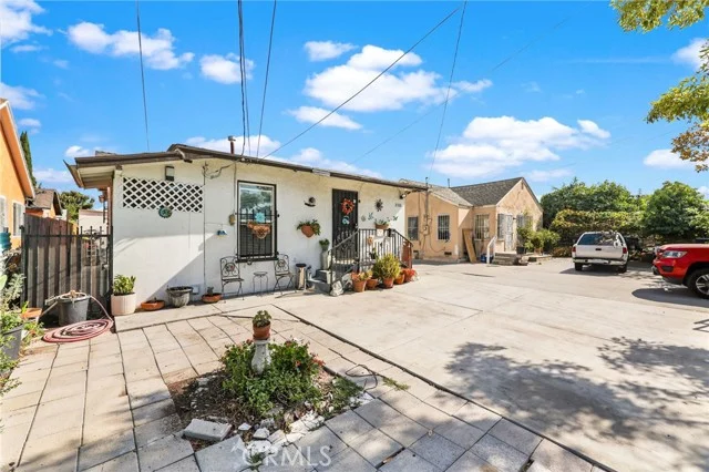 2111 E 118th Street photo 3